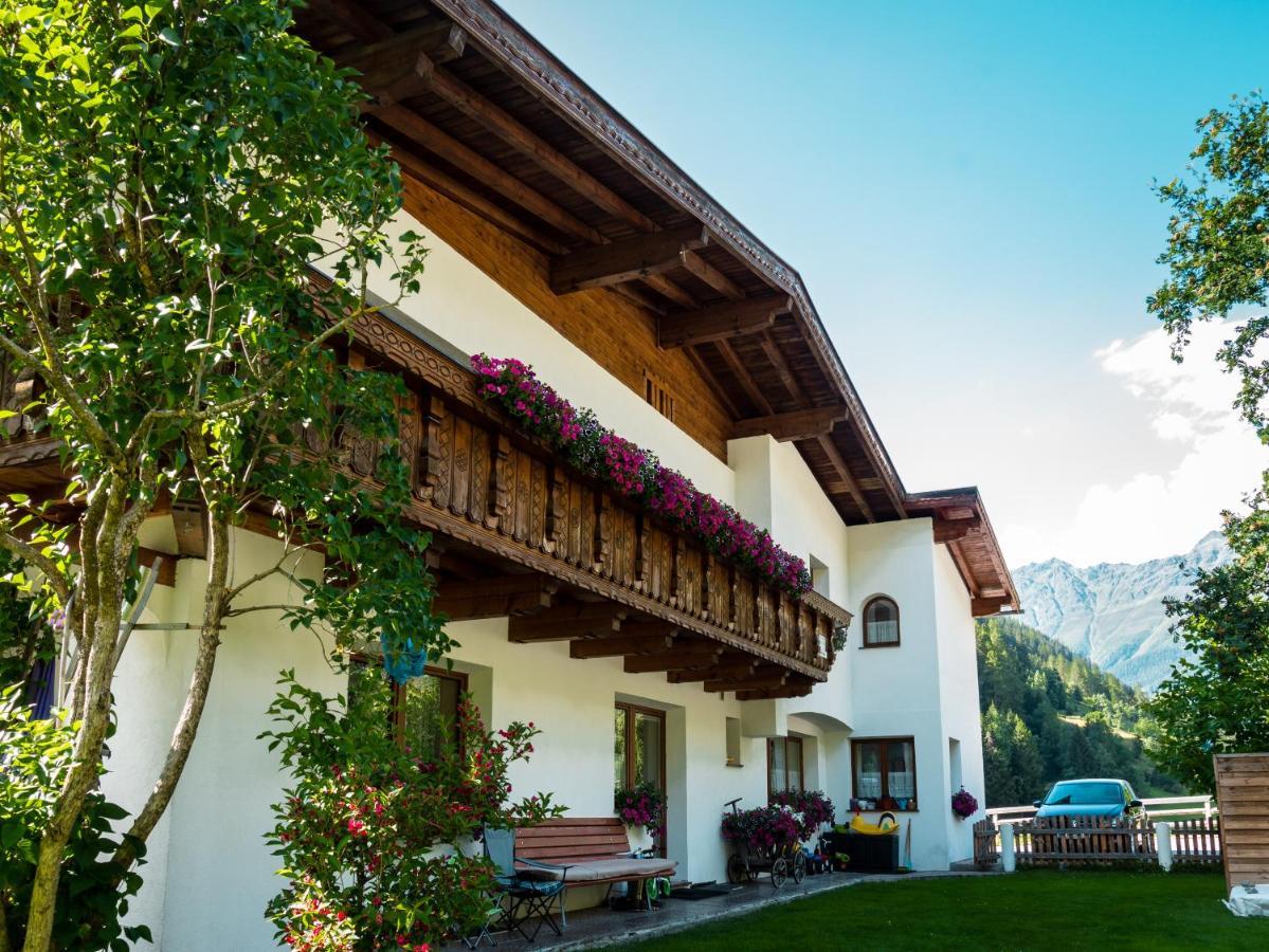 Haus Huter Apartment Kaunertal Exterior photo